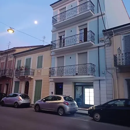 Antonella Luxury Апартаменти В'яреджо