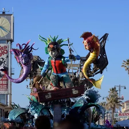 Antonella Luxury В'яреджо